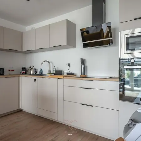 *disneyland-paris*4pers, Netflix, Parking, Wifi Серри